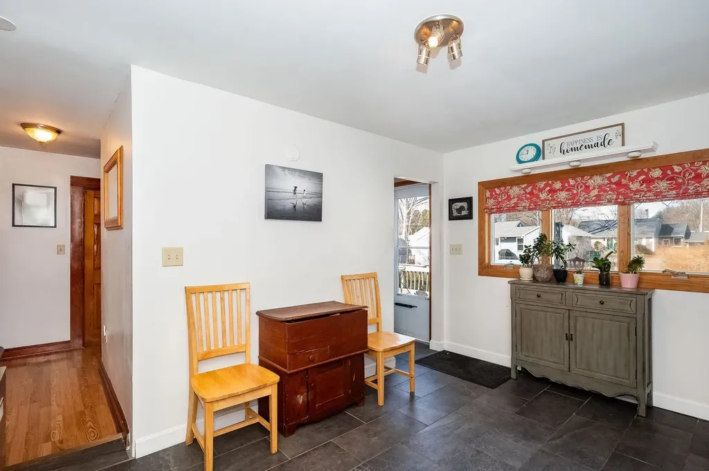 11 Leavitt Road Hampton NH 03842