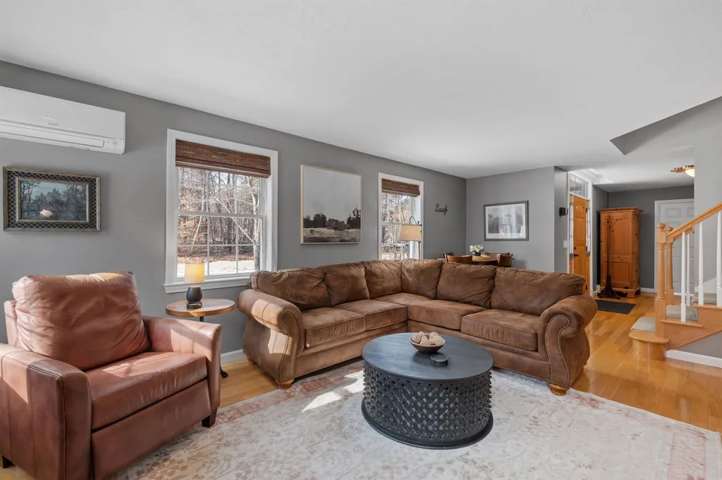 3 Kelso Drive Bow NH 03304