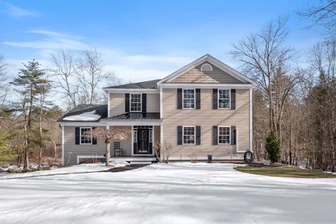 3 Kelso Drive Bow NH 03304