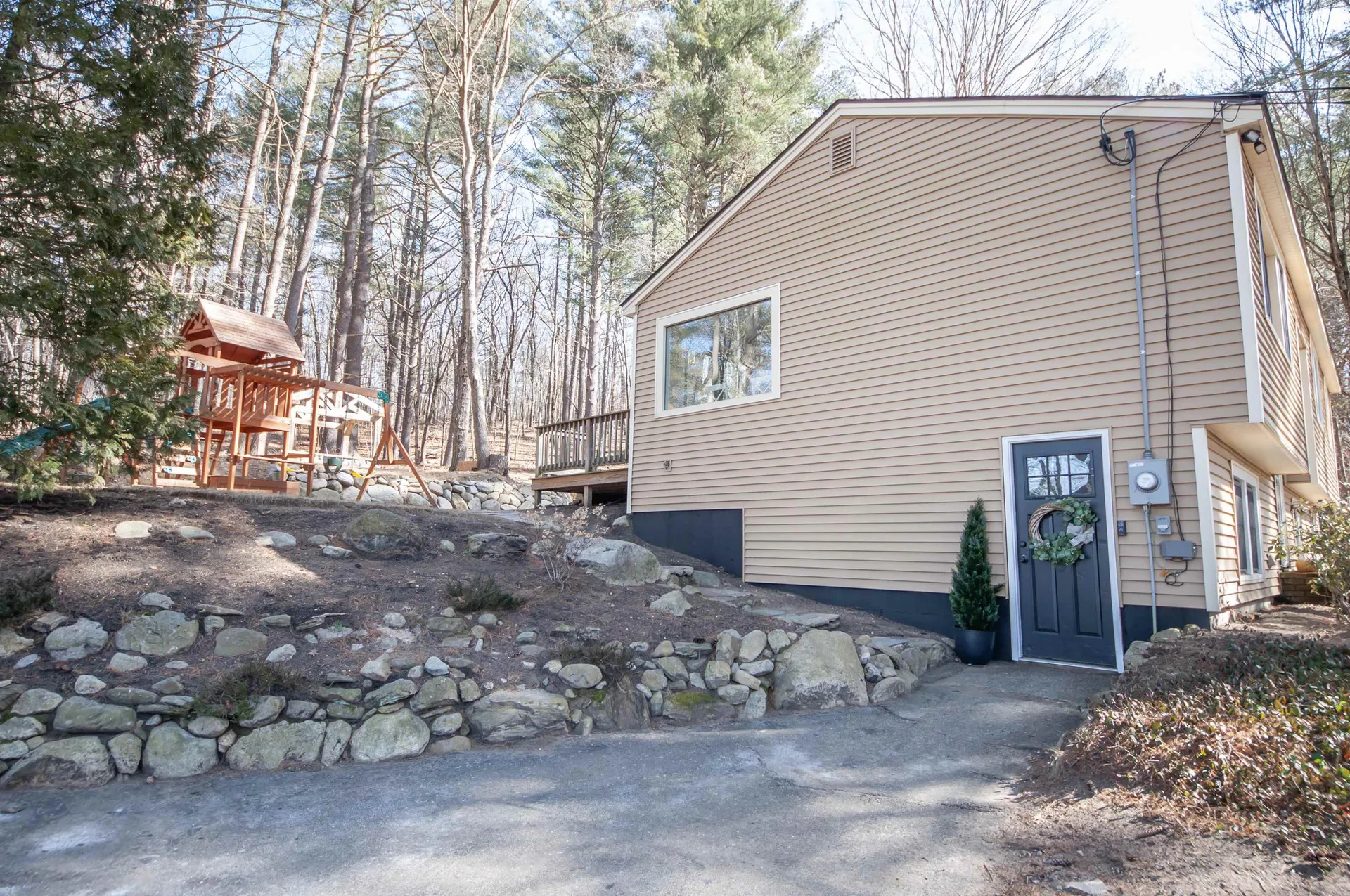 51 Drew Road Derry NH 03038