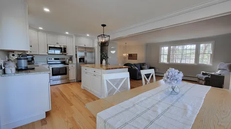 51 Drew Road Derry NH 03038