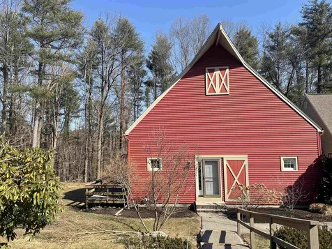 13 Balmoral Drive Stratham NH 03885