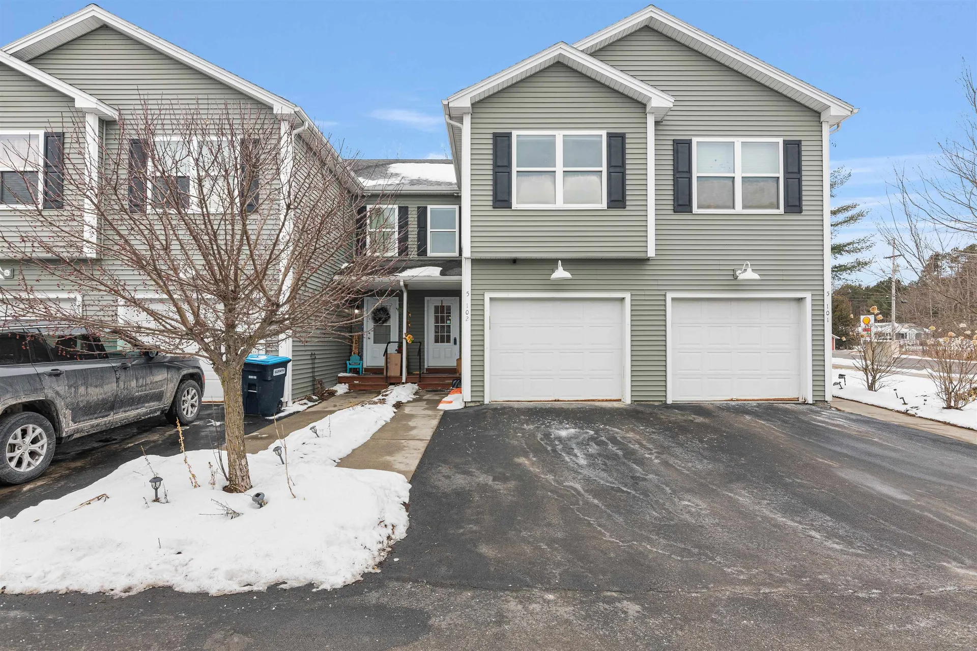 5 East Road Fairfax VT 05454