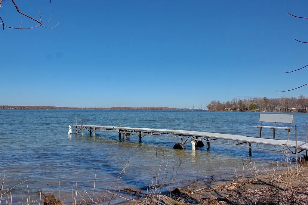 9 Canamak West Grand Isle VT 05458