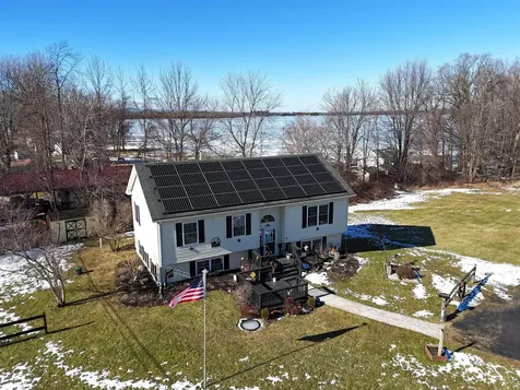 9 Canamak West Grand Isle VT 05458