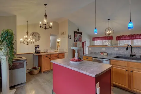 9 Canamak West Grand Isle VT 05458