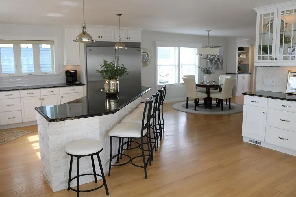 553 Hudson Street Seabrook NH 03874