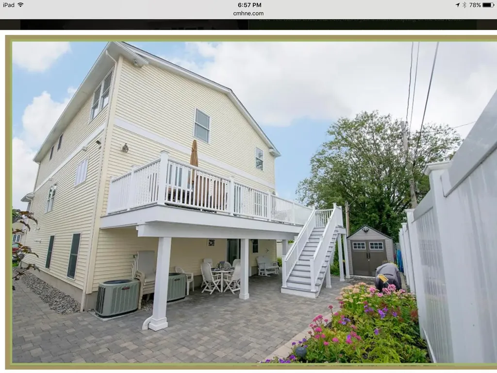 553 Hudson Street Seabrook NH 03874