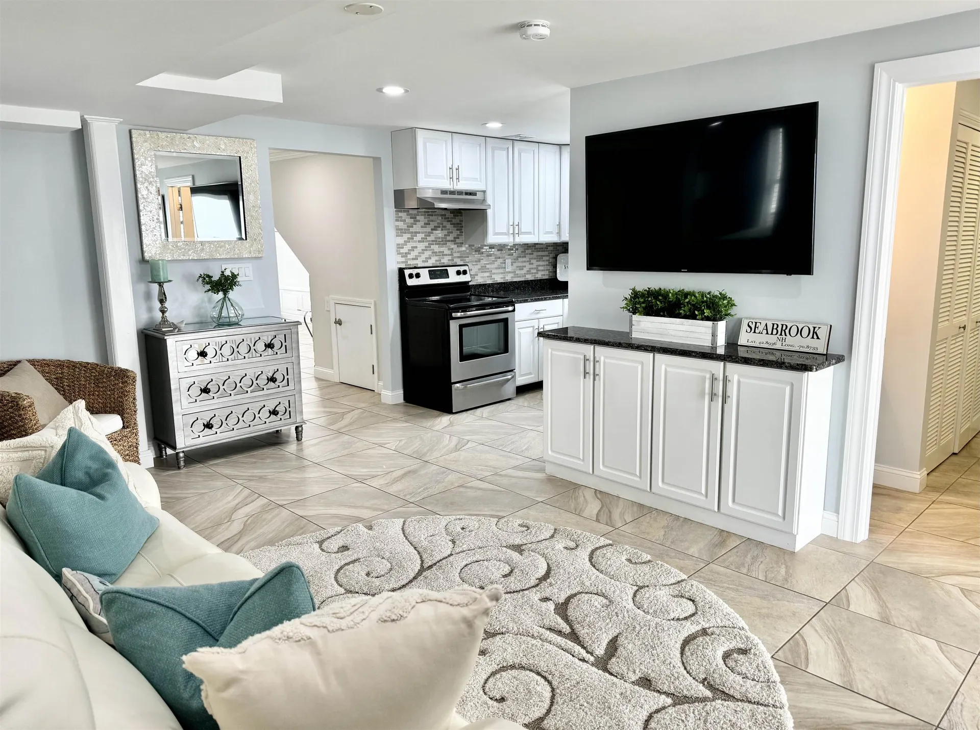 553 Hudson Street Seabrook NH 03874