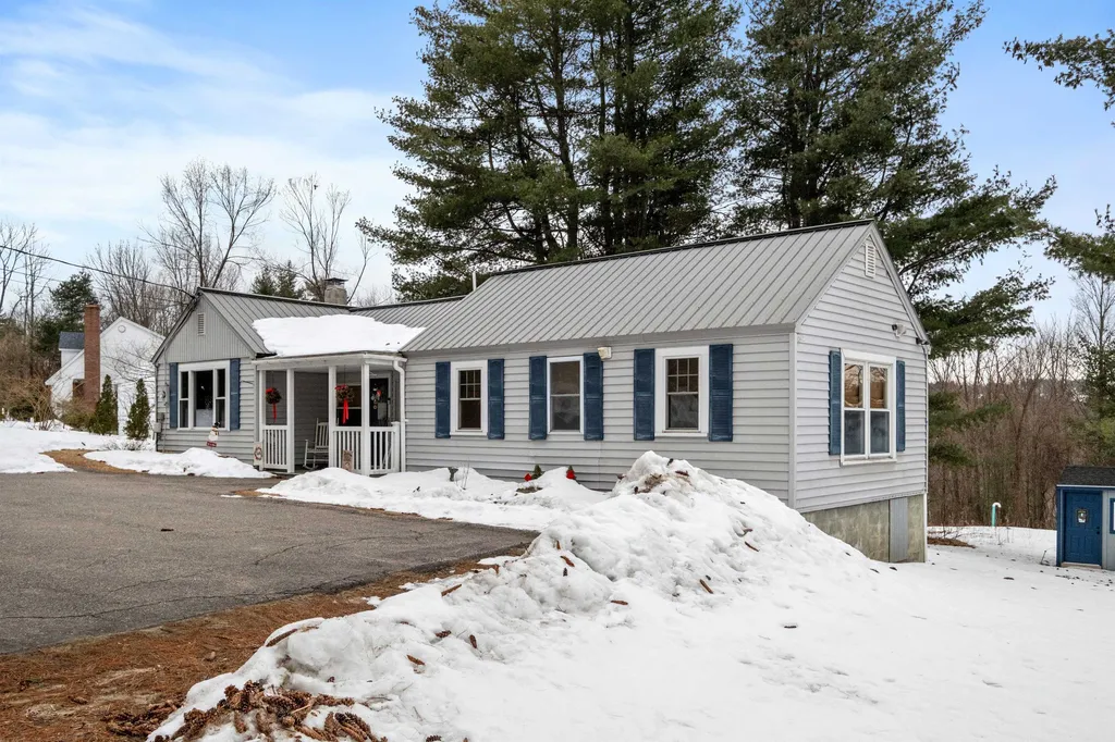 3 Parade Road Meredith NH 03253