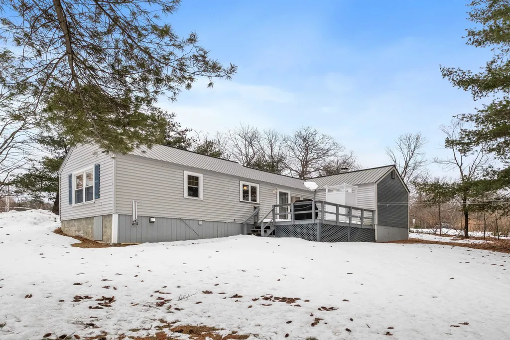 3 Parade Road Meredith NH 03253