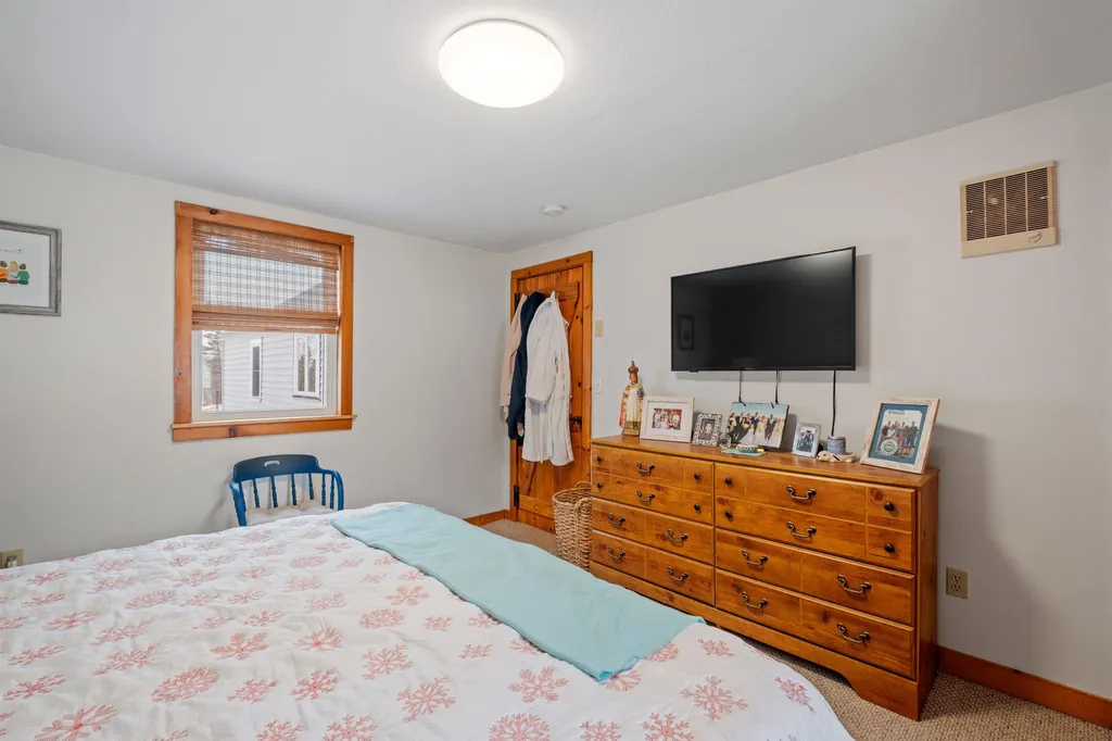 3 Parade Road Meredith NH 03253