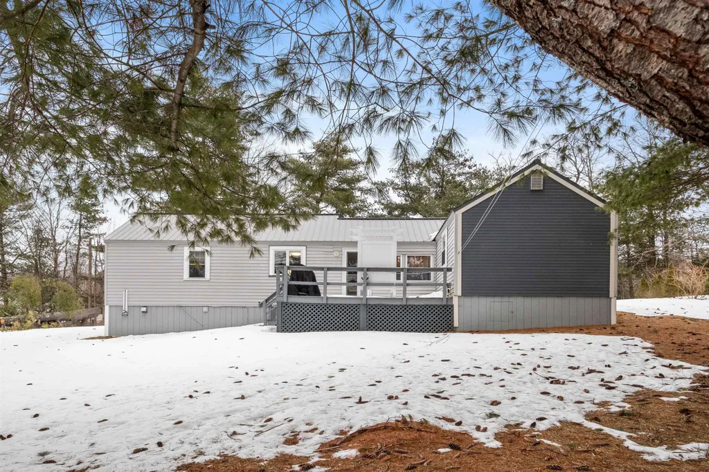 3 Parade Road Meredith NH 03253