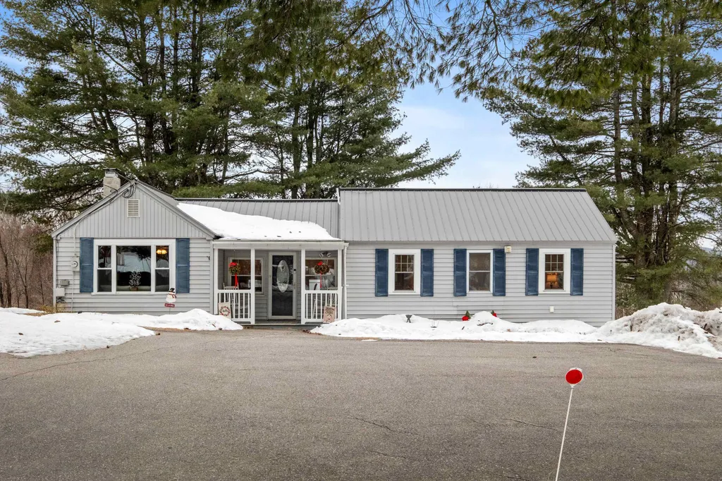 3 Parade Road Meredith NH 03253