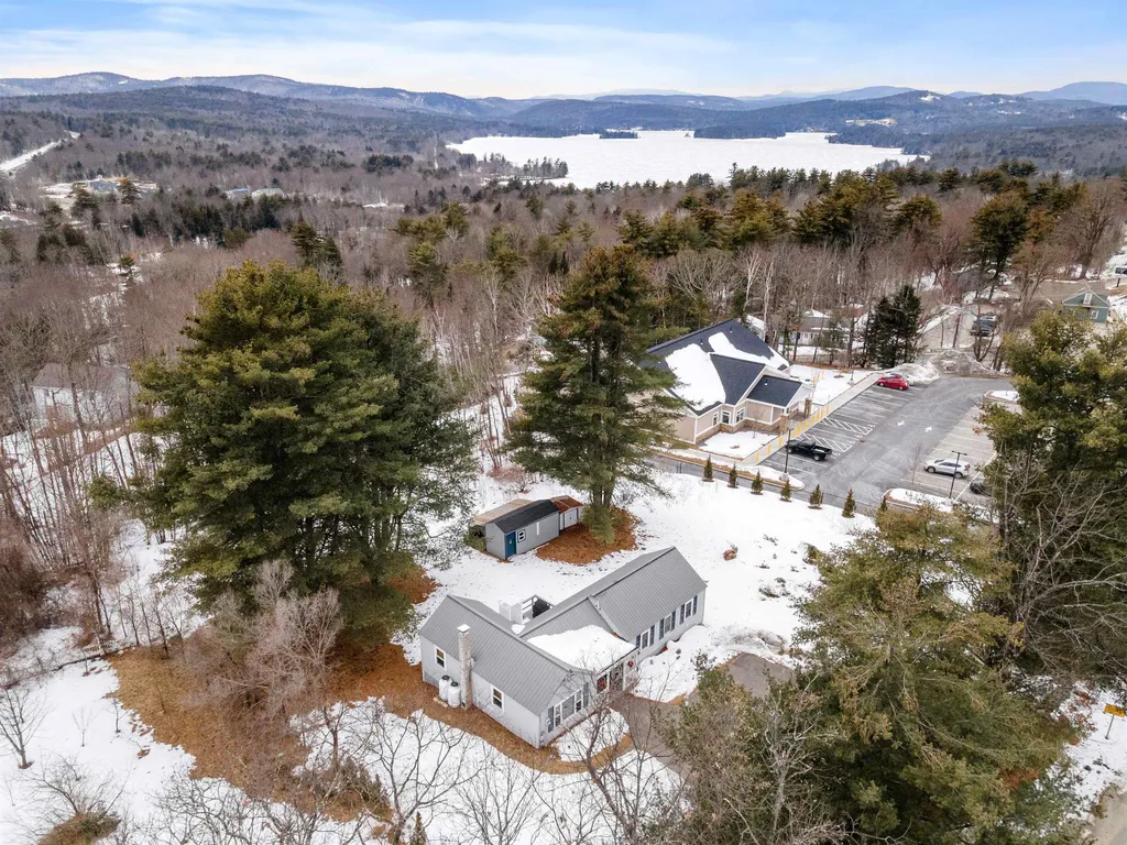 3 Parade Road Meredith NH 03253