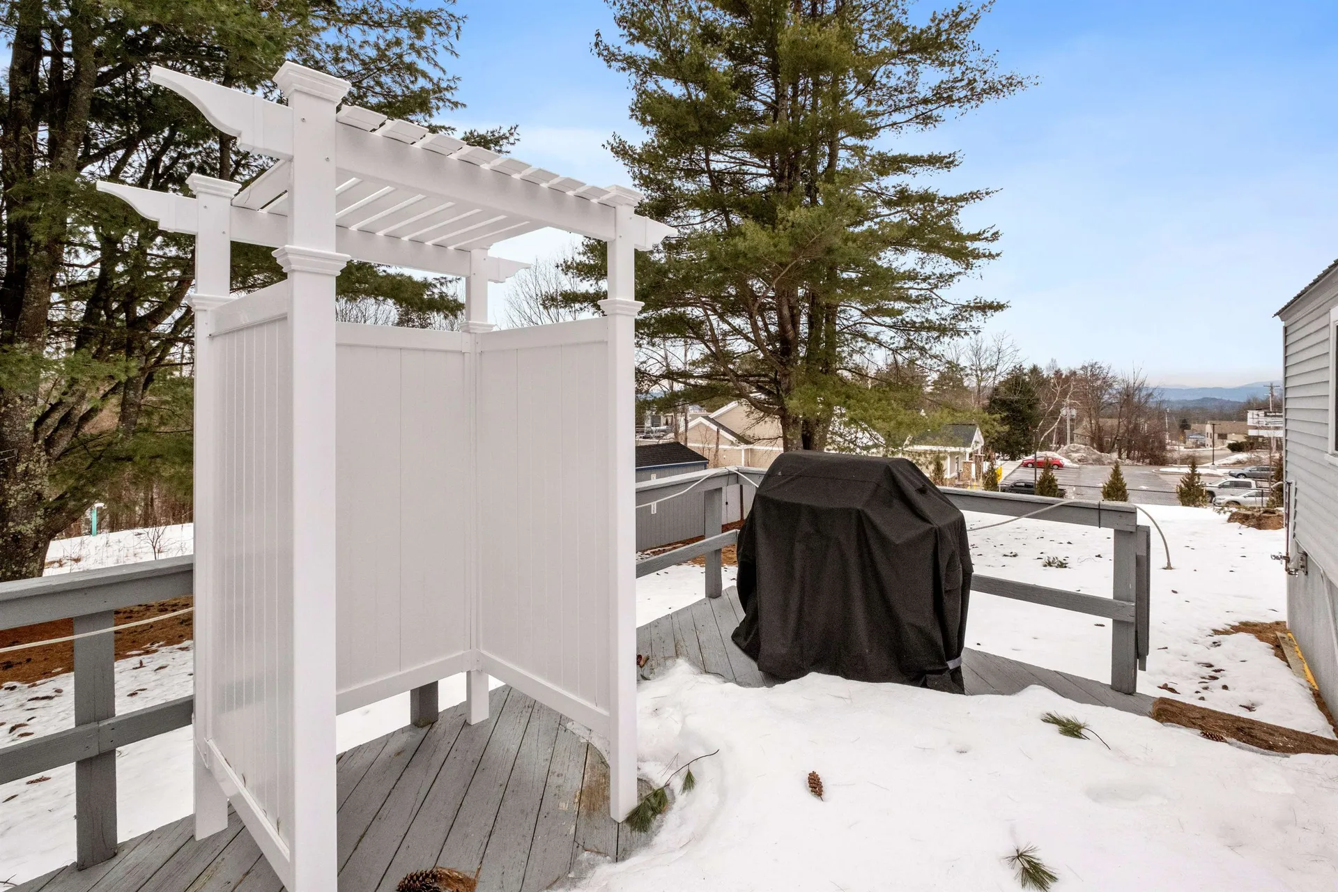 3 Parade Road Meredith NH 03253