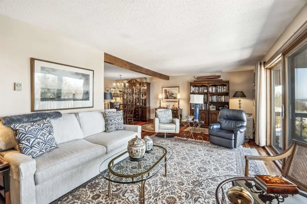 170 Belknap Point Road Gilford NH 03249