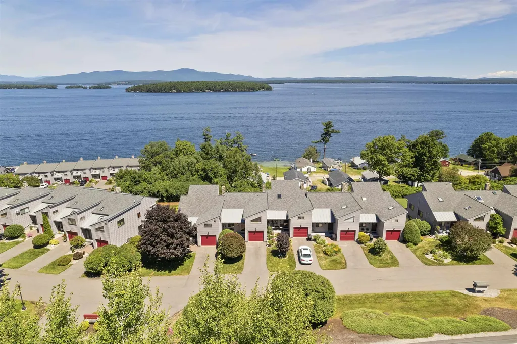 170 Belknap Point Road Gilford NH 03249