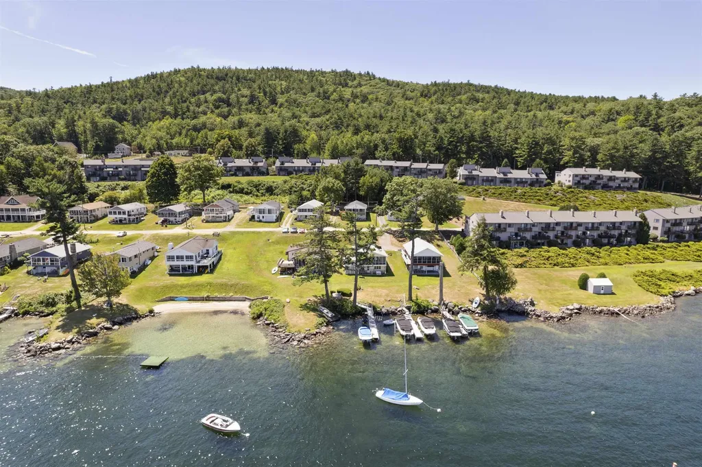 170 Belknap Point Road Gilford NH 03249