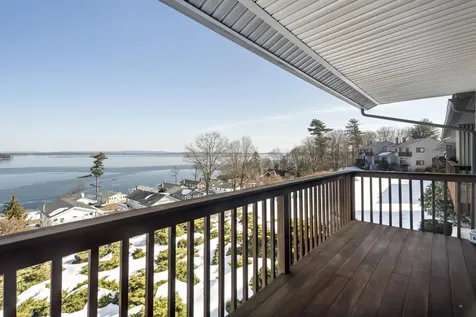 170 Belknap Point Road Gilford NH 03249
