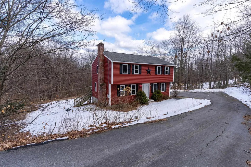 181 Deerfield Road Nottingham NH 03290
