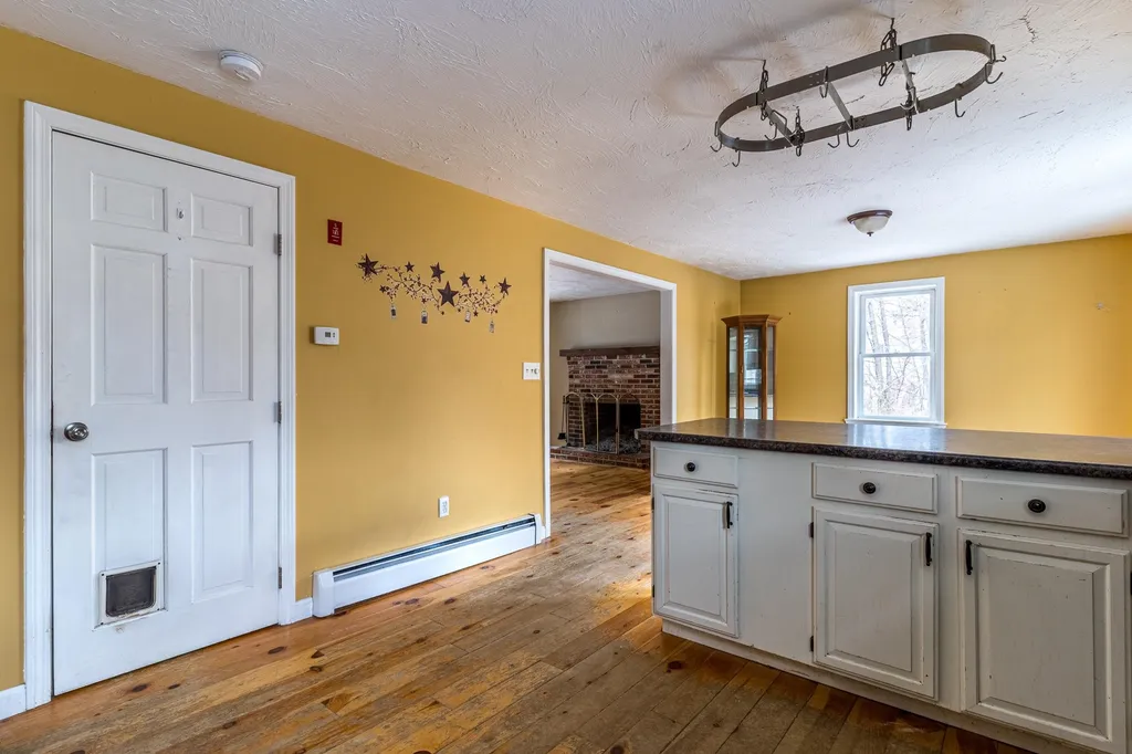 181 Deerfield Road Nottingham NH 03290