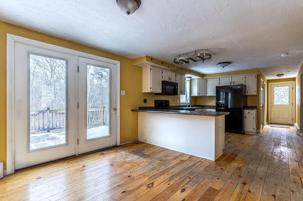 181 Deerfield Road Nottingham NH 03290