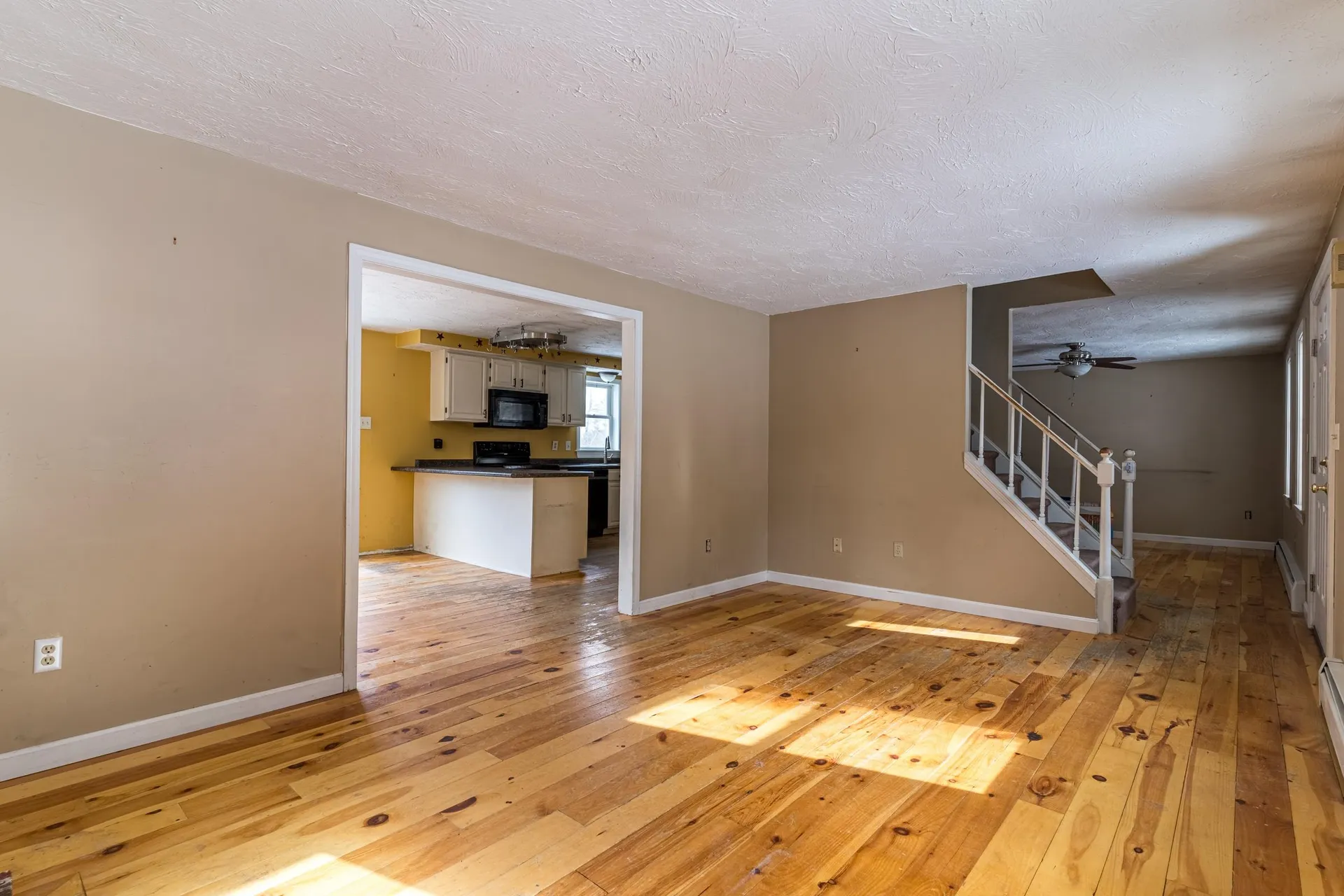 181 Deerfield Road Nottingham NH 03290