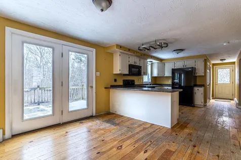 181 Deerfield Road Nottingham NH 03290