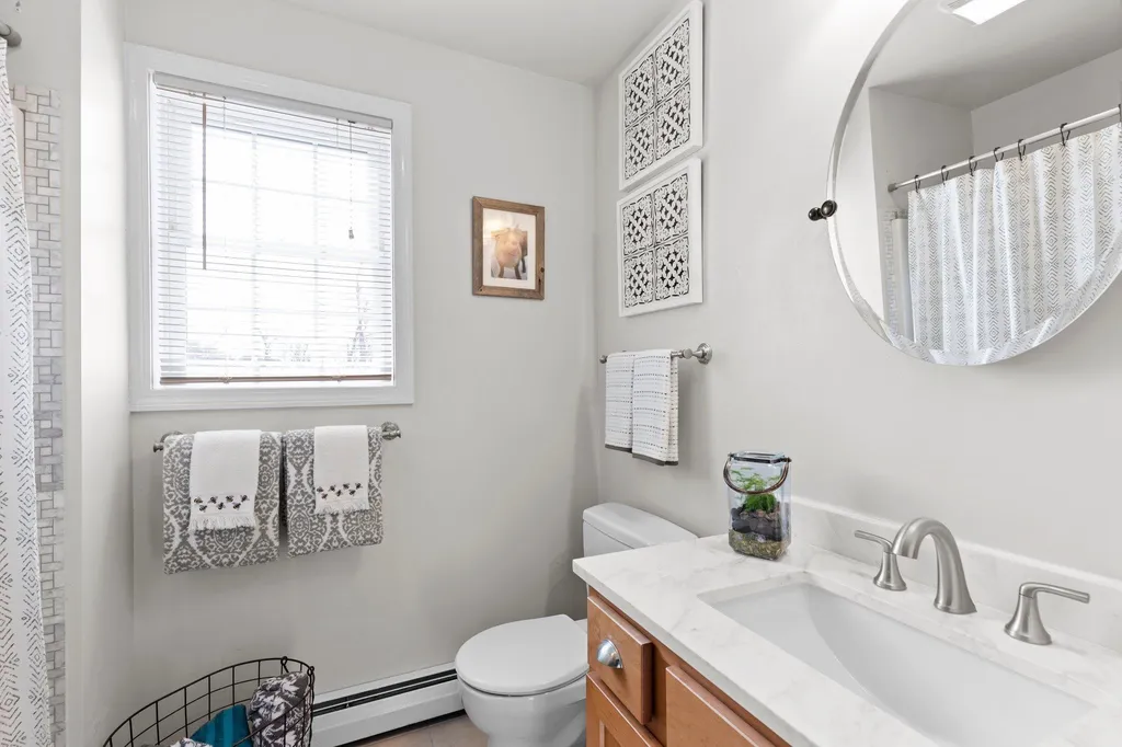 116 Oak Street Rollinsford NH 03869
