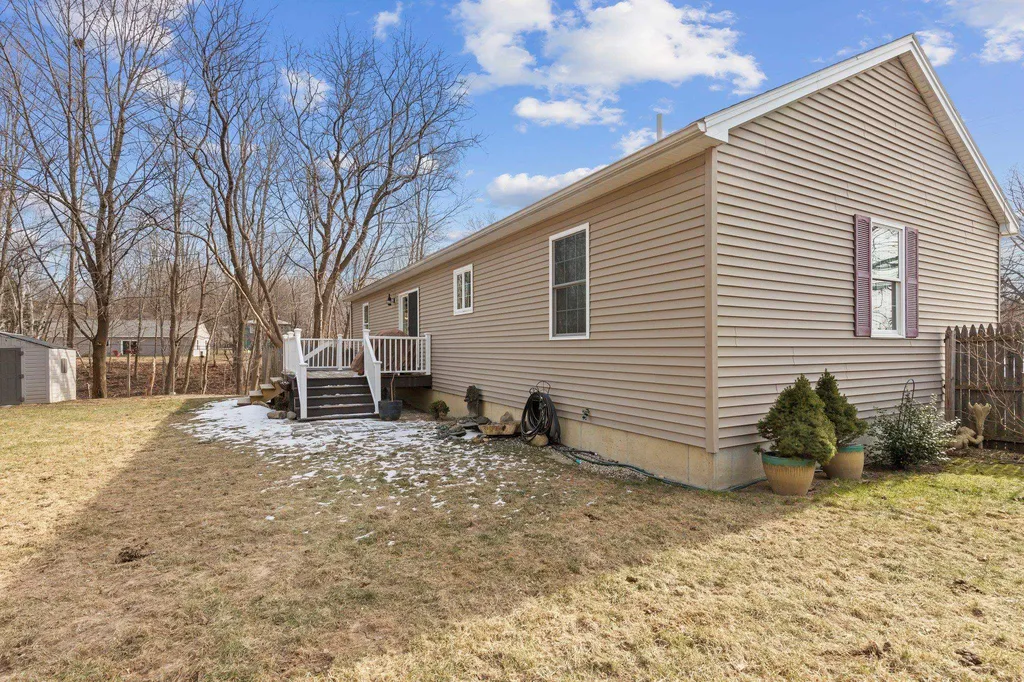 116 Oak Street Rollinsford NH 03869