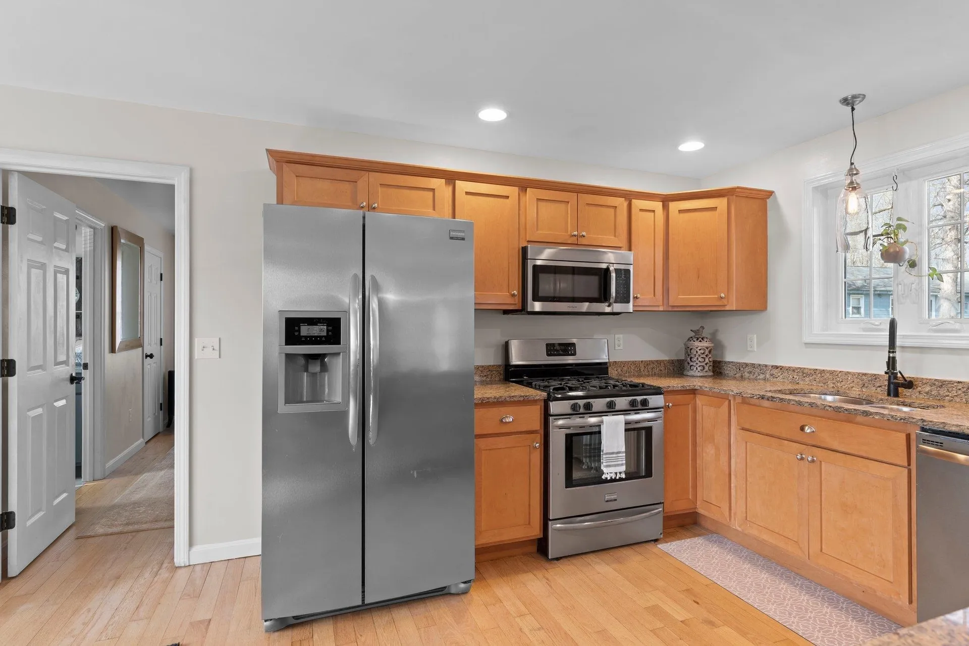 116 Oak Street Rollinsford NH 03869
