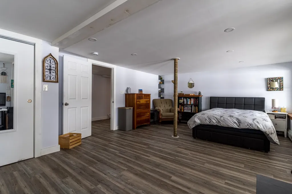 24 Stuart Drive Barrington NH 03825