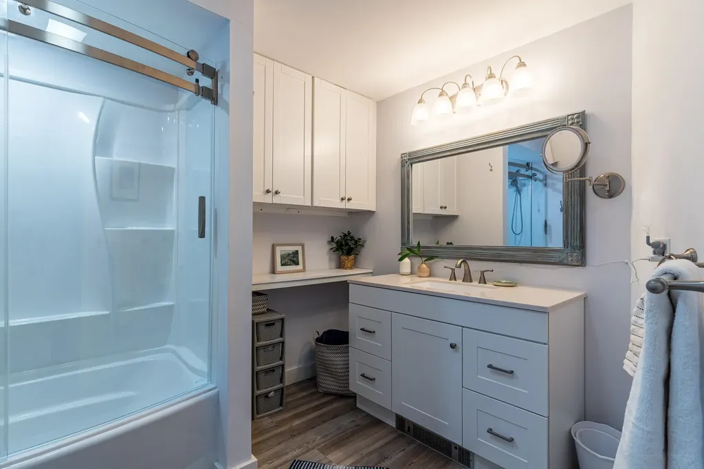 24 Stuart Drive Barrington NH 03825
