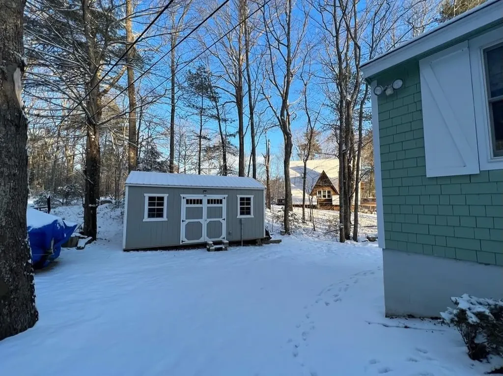 24 Stuart Drive Barrington NH 03825
