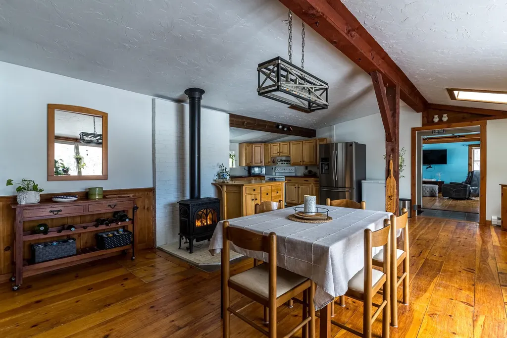 24 Stuart Drive Barrington NH 03825