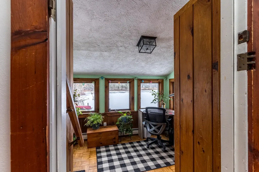 24 Stuart Drive Barrington NH 03825