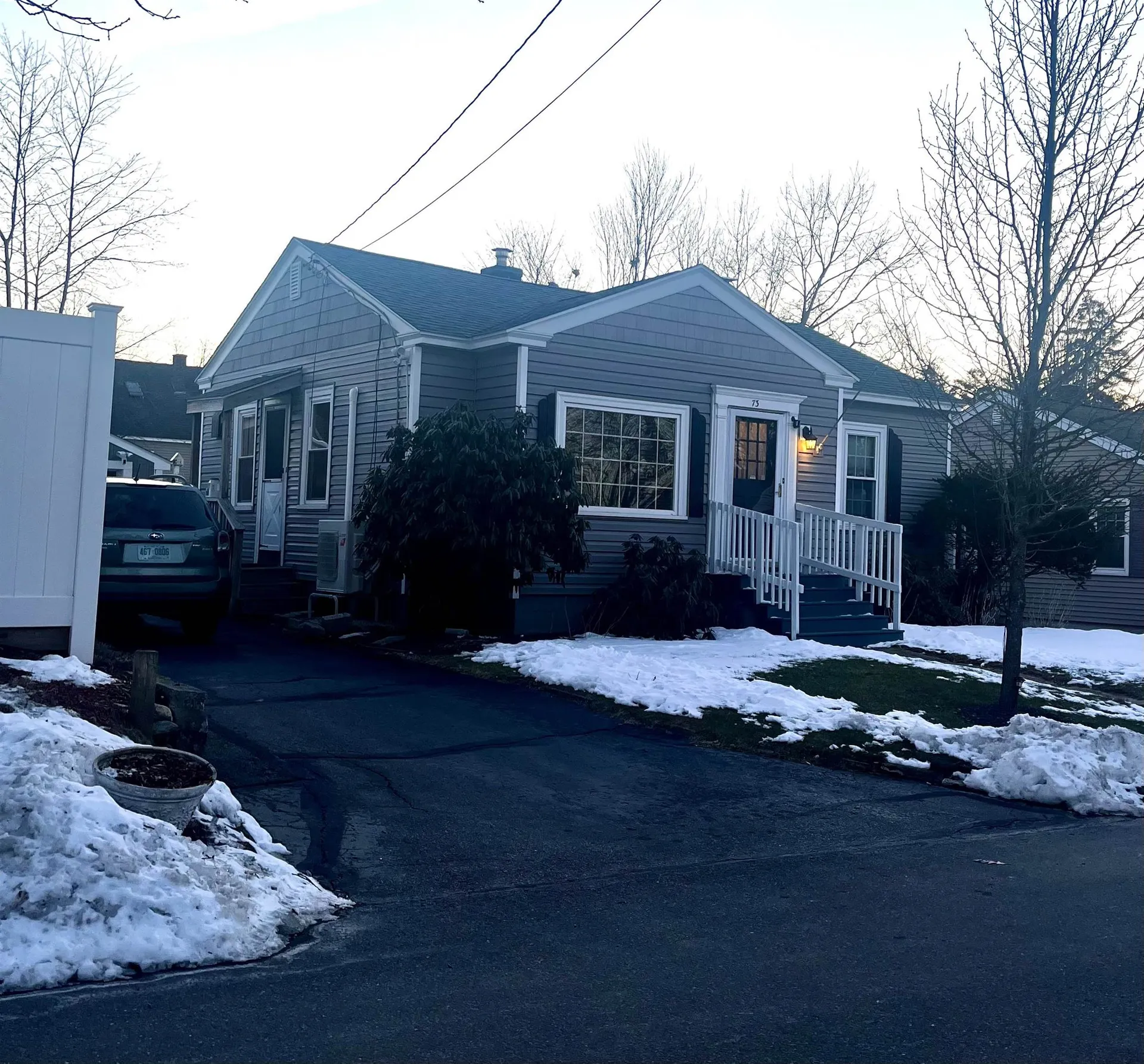 73 Almond Street Manchester NH 03102
