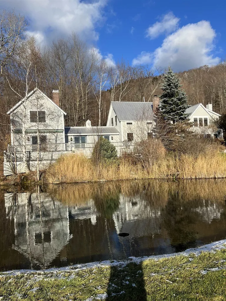 328 Bull Moose Ridge Road Stowe VT 05672