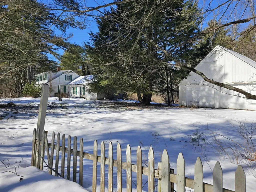 238 Old Greenfield Road Peterborough NH 03458