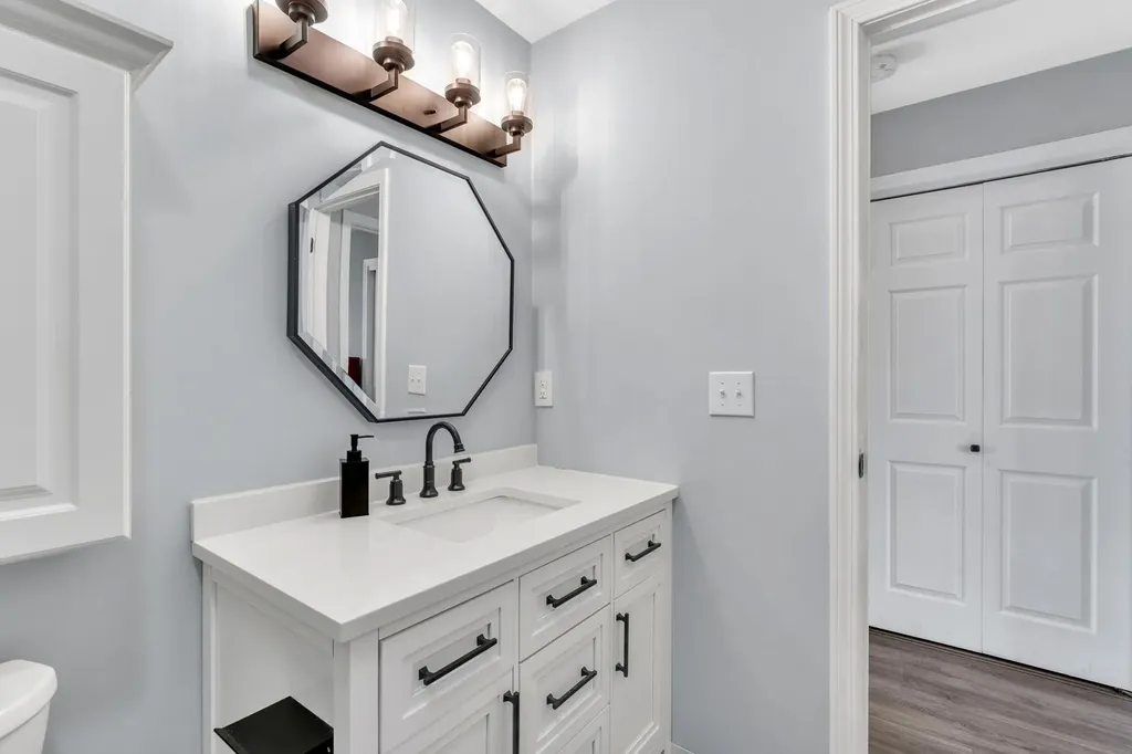 166 East Redrock Drive Burlington VT 05401