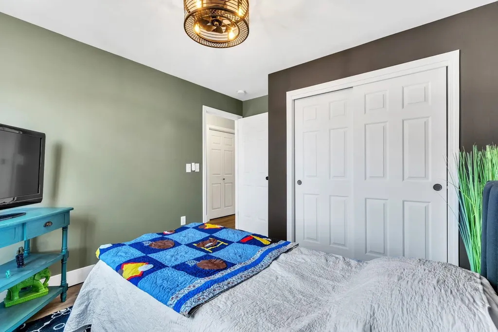 166 East Redrock Drive Burlington VT 05401