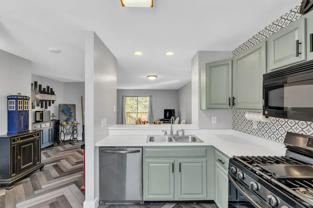 166 East Redrock Drive Burlington VT 05401