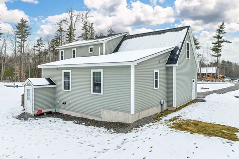 118 South Road Fremont NH 03044