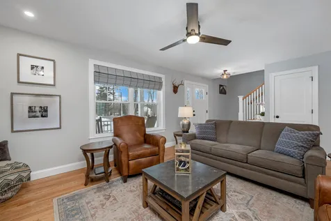 118 South Road Fremont NH 03044