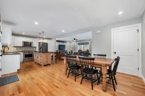 118 South Road Fremont NH 03044