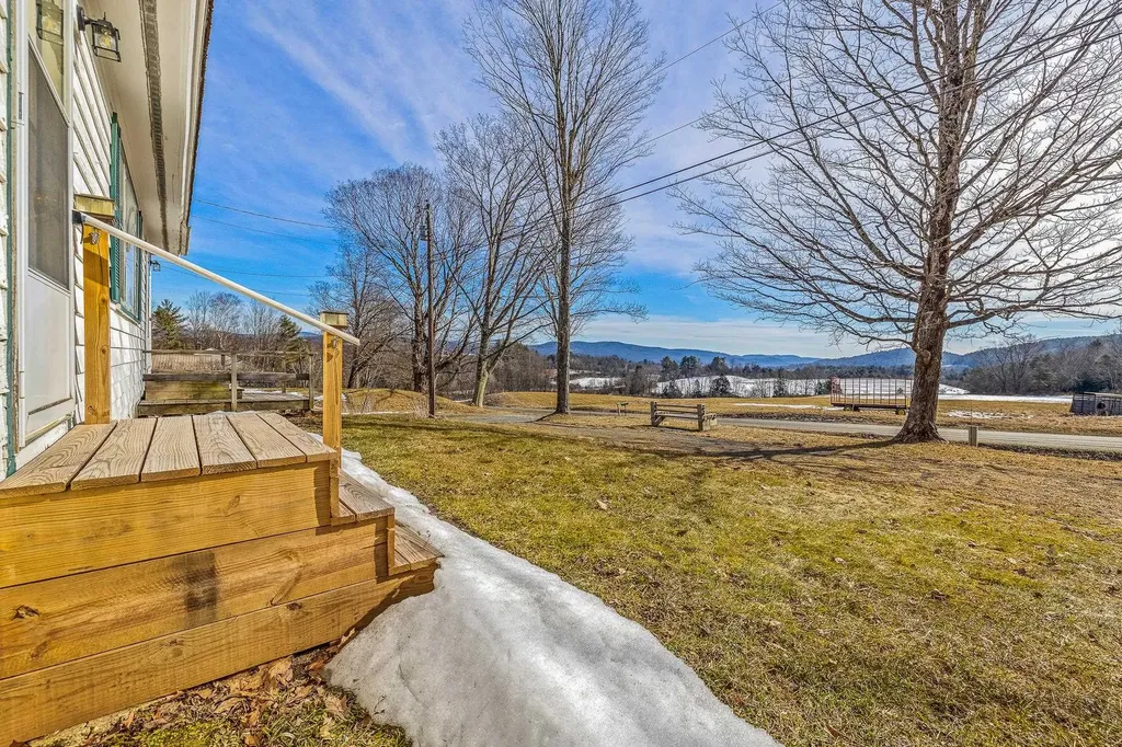 20 Rice Road Hartland VT 05048