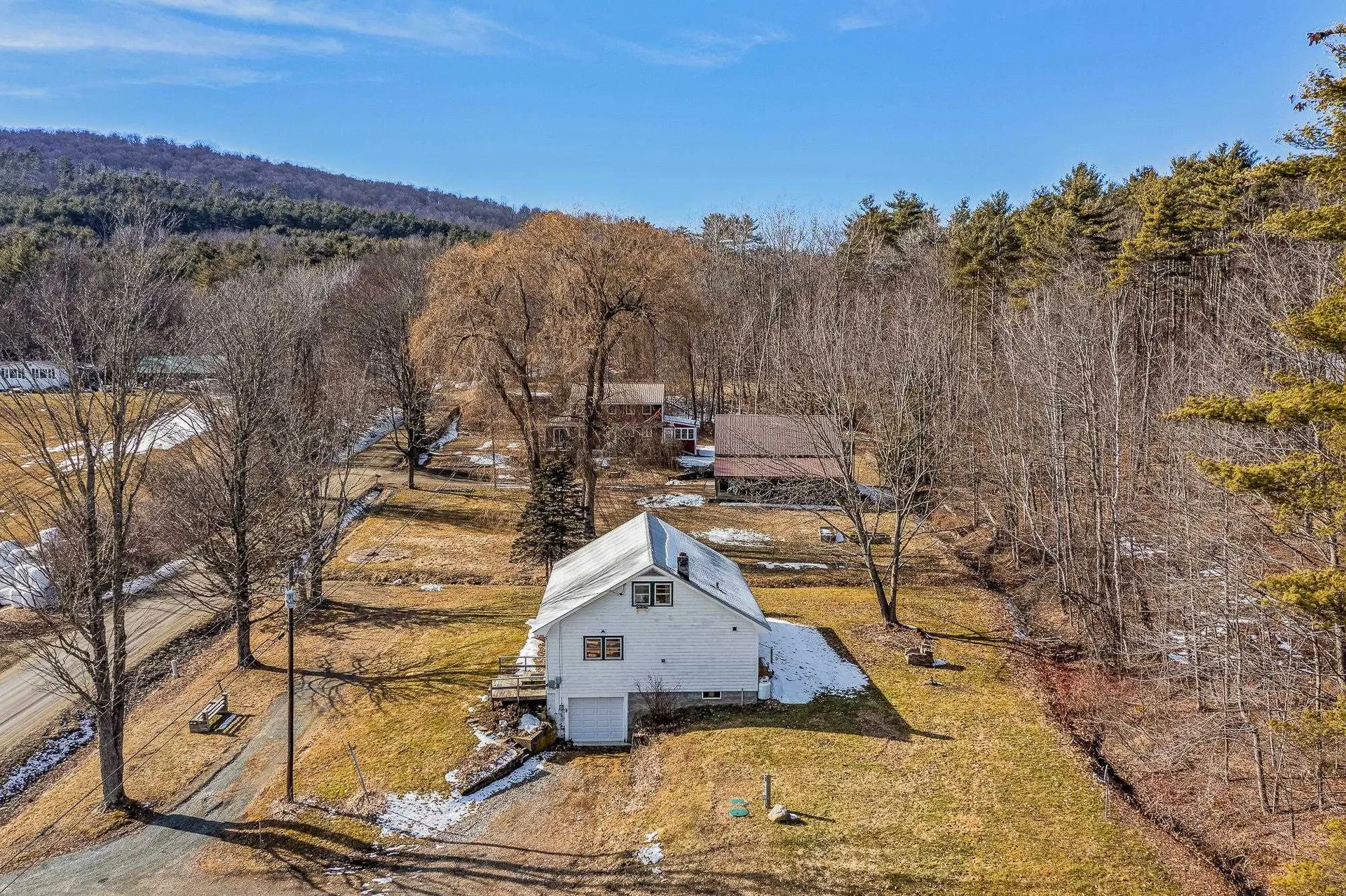 20 Rice Road Hartland VT 05048