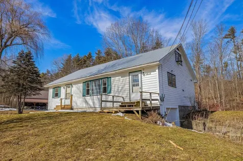 20 Rice Road Hartland VT 05048
