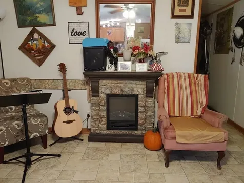 223 Kneeland Flats Trailer Park Waterbury VT 05676